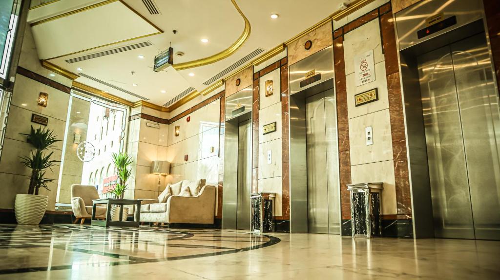 Al Mukhtara Diamond Hotel