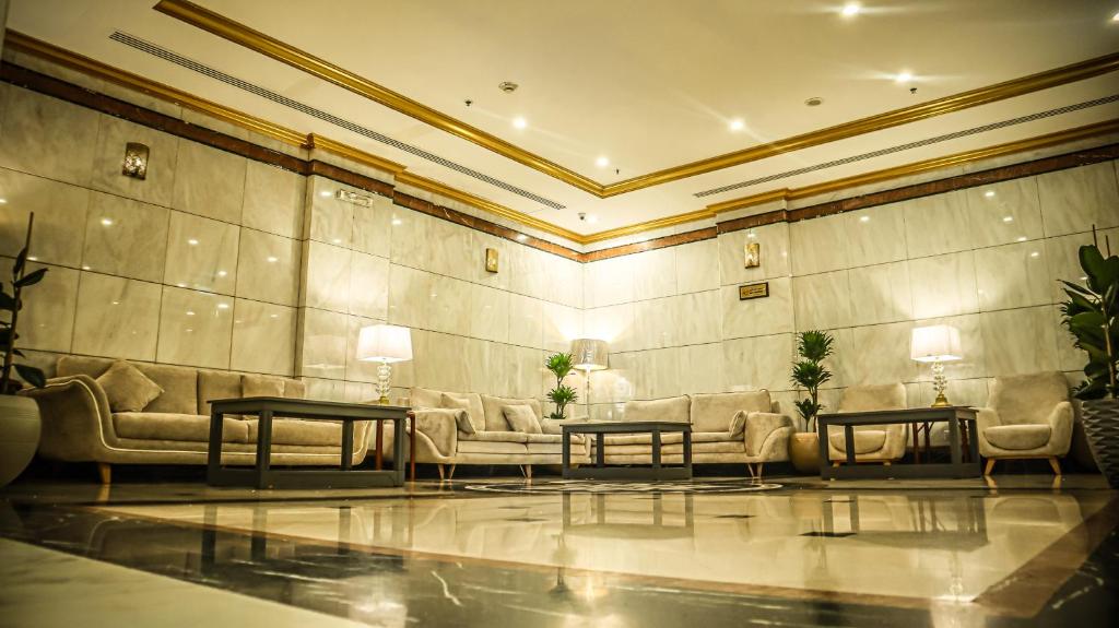 Al Mukhtara Diamond Hotel