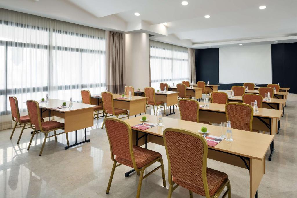 Park Inn by Radisson Makkah Al Naseem